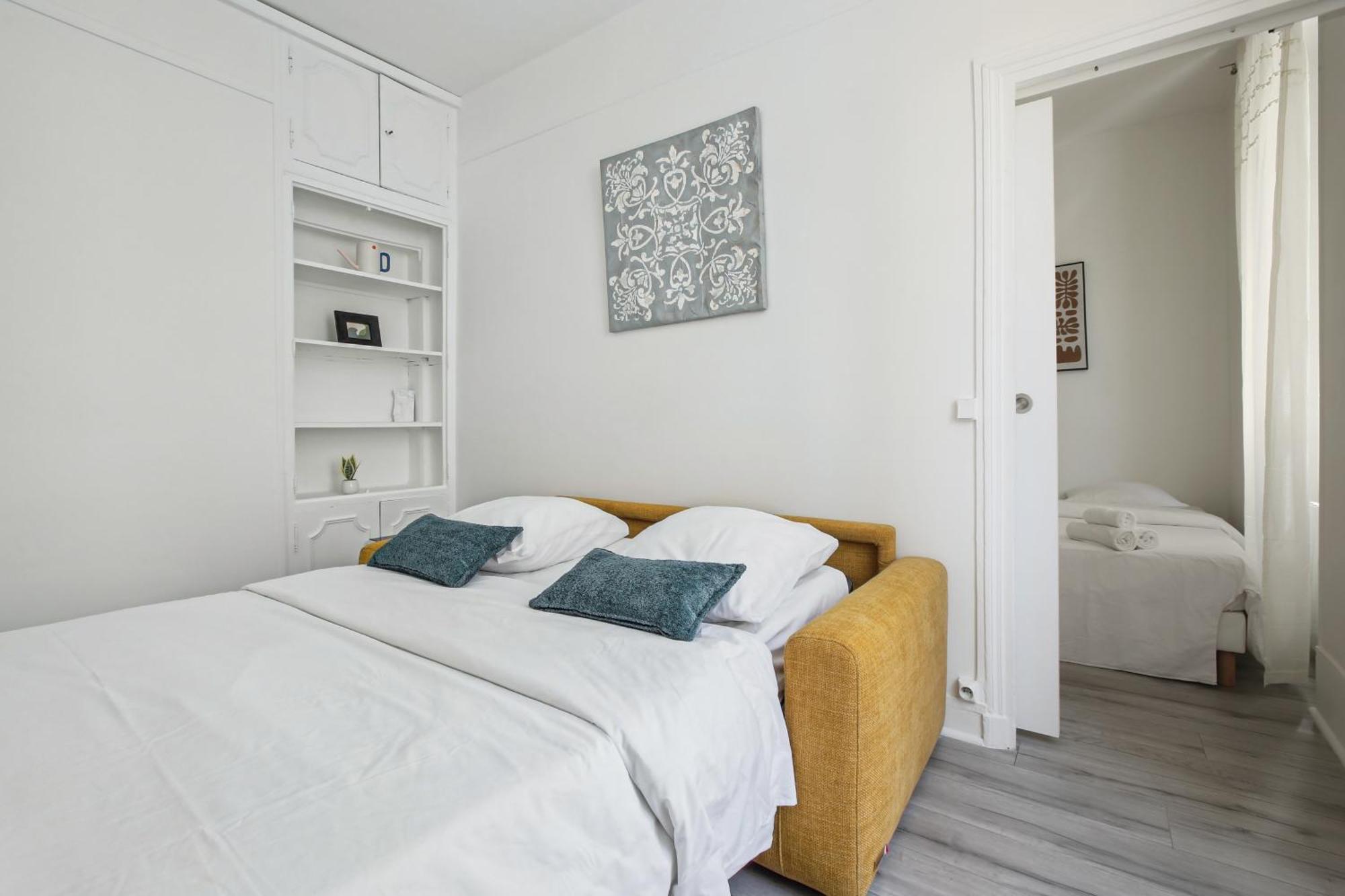 Chic And Comfortable Apart Paris Exterior photo